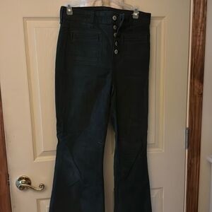 American Eagle flare corduroy - size 4 - worn once! Smoke free home